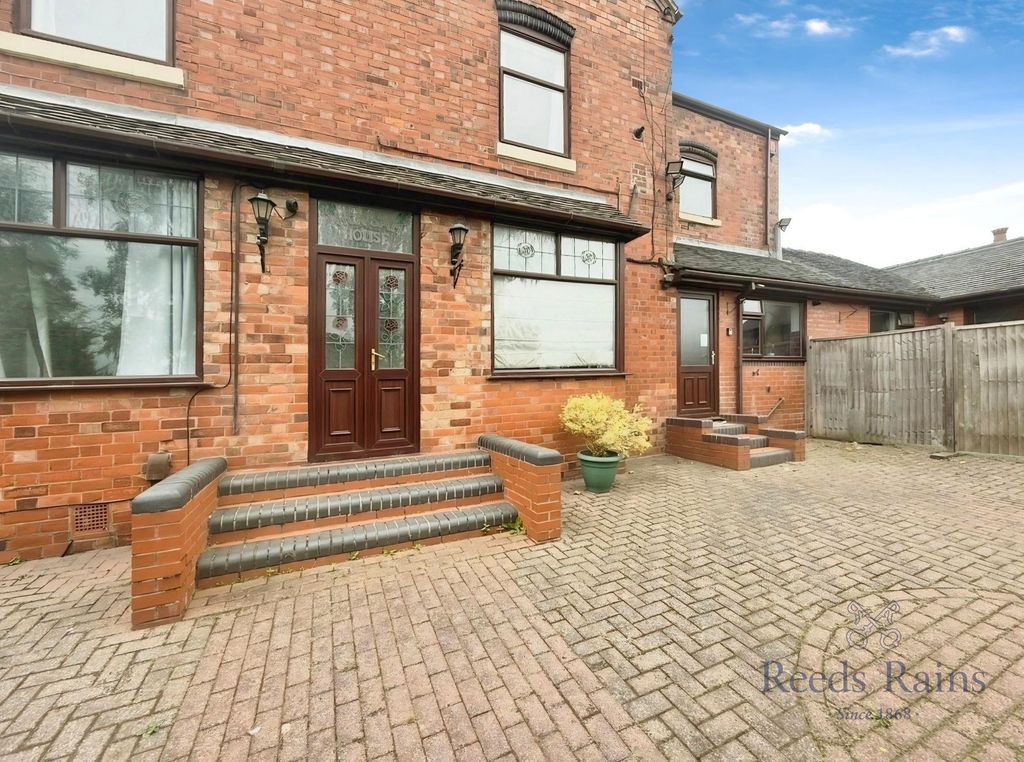 Additional image 2 of 6 bed shared accommodation to rentJohn Street, Knutton, Newcastle, Staffordshire ST5
