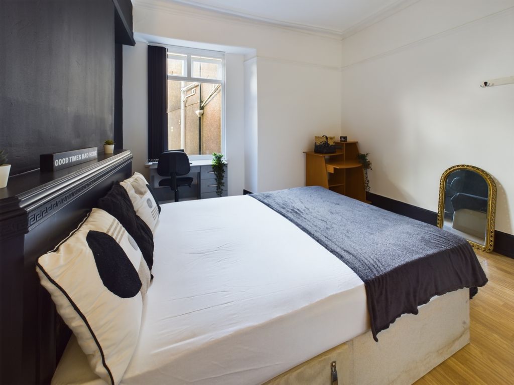 Additional image 2 of 7 bed shared accommodation to rentGlanmor Road, Swansea SA2