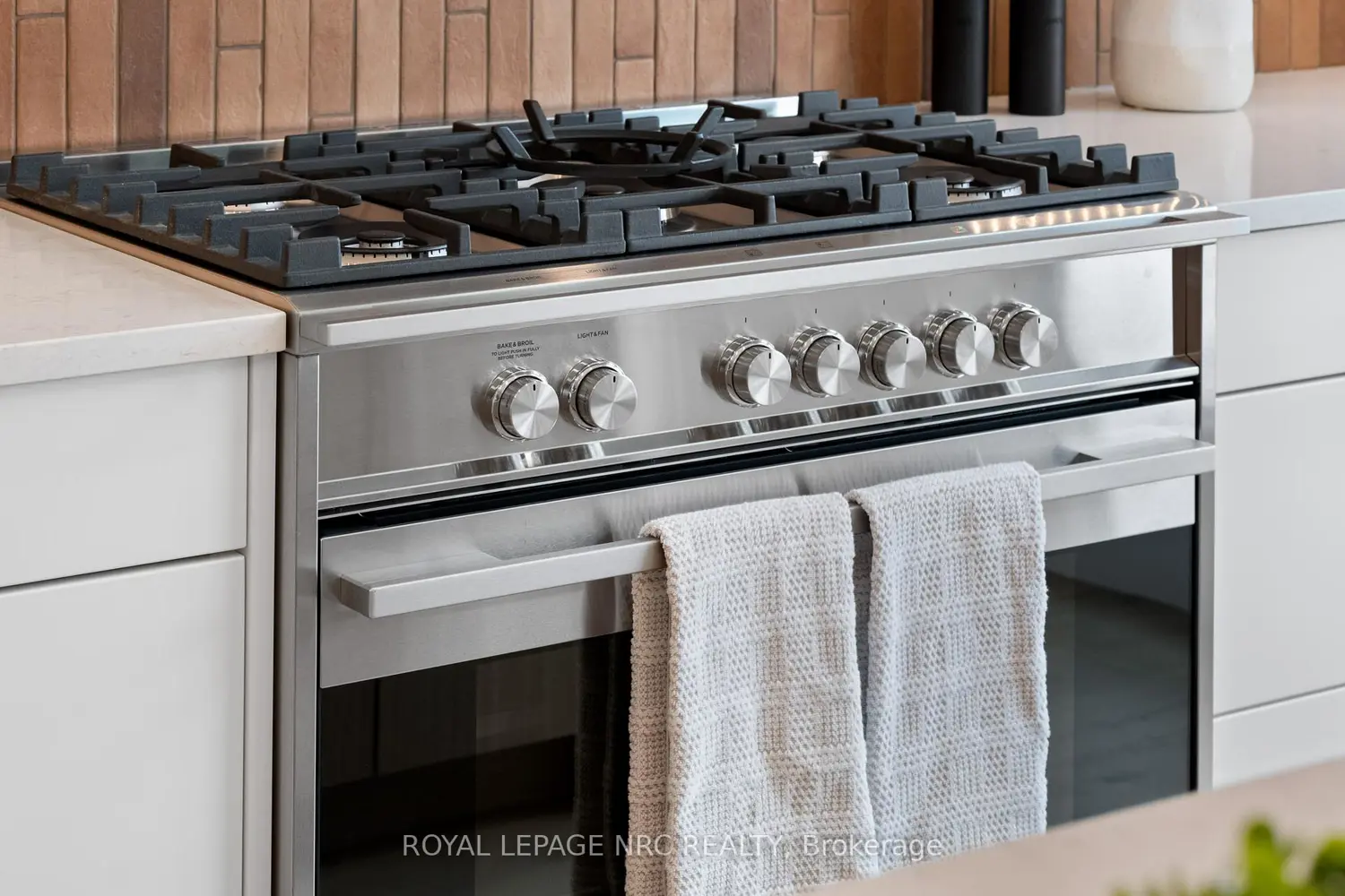 Additional image 19 of 153E Port Robinson Road