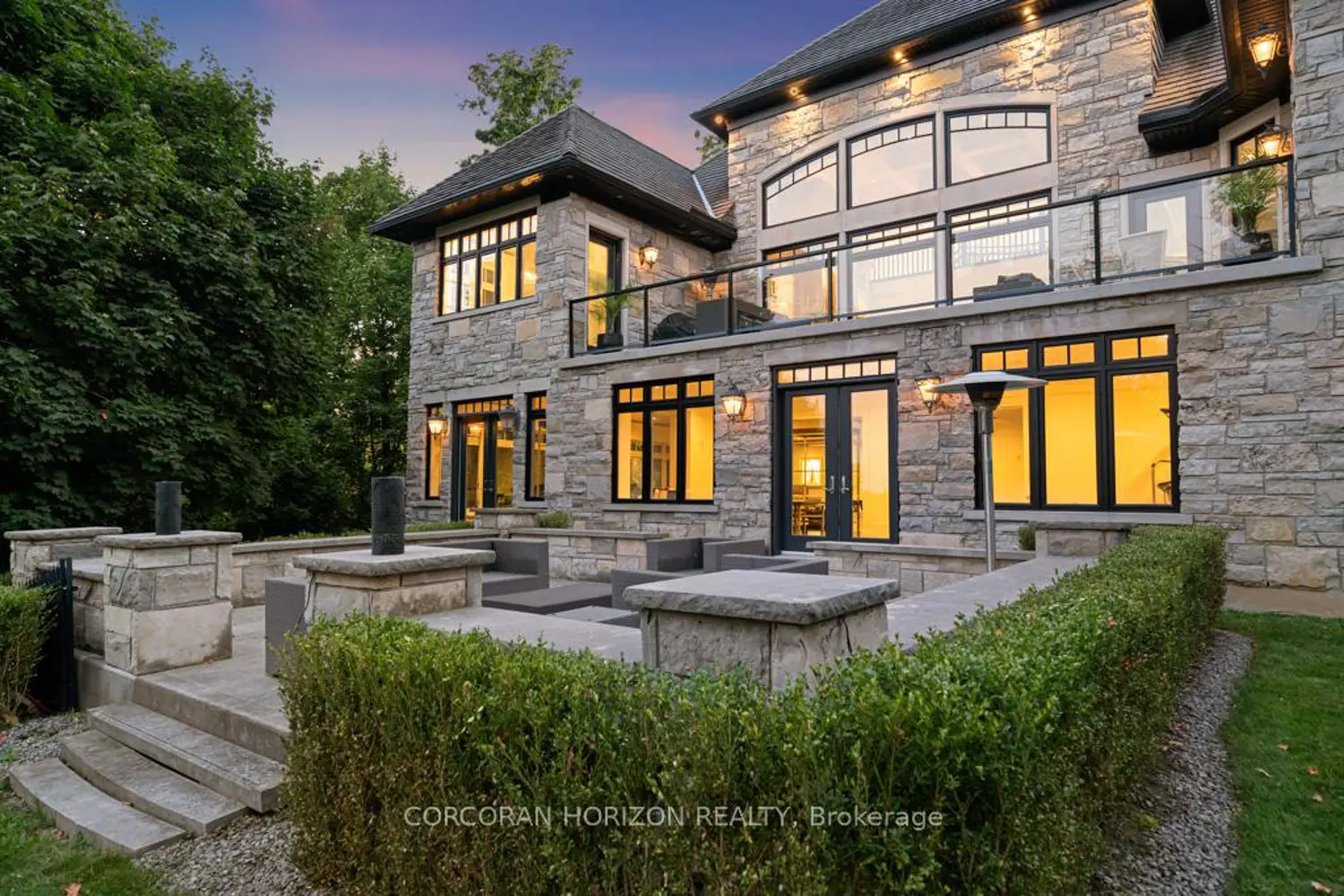 Additional image 17 of 546 Woolwich Place