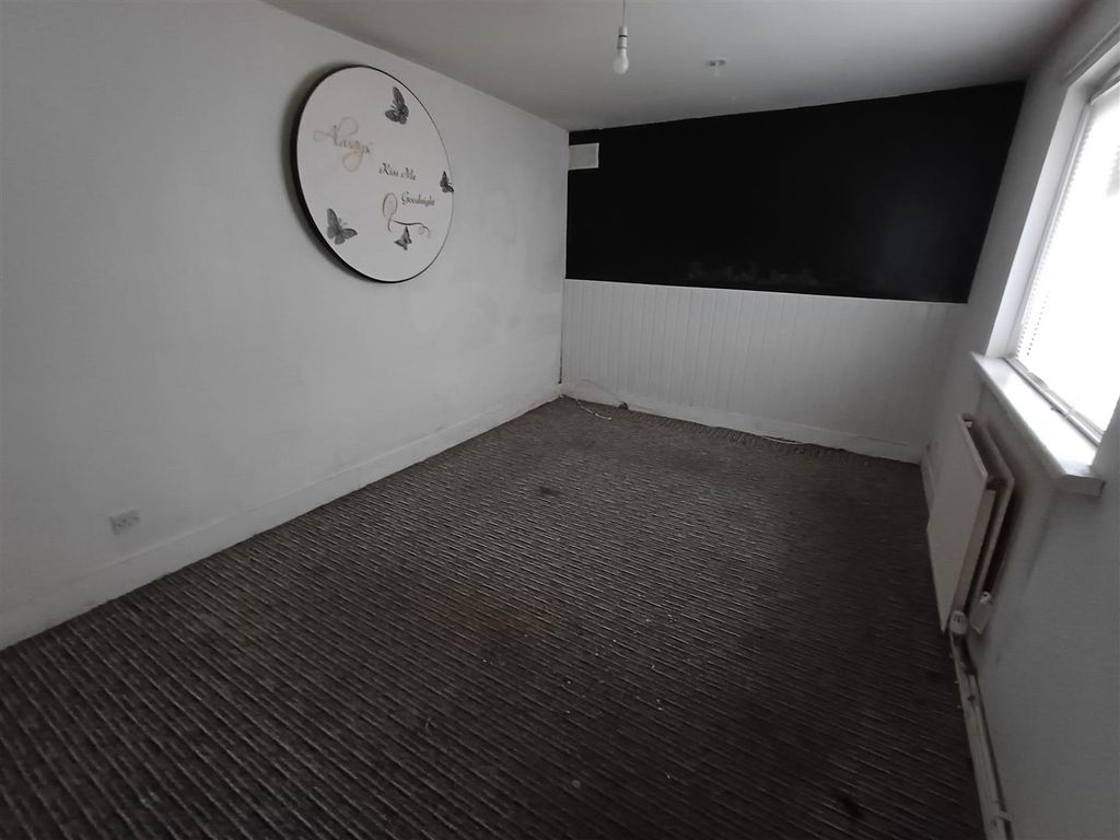 Additional image 5 of 2 bed flat to rentMaes-Y-Felin, Bridgend CF31