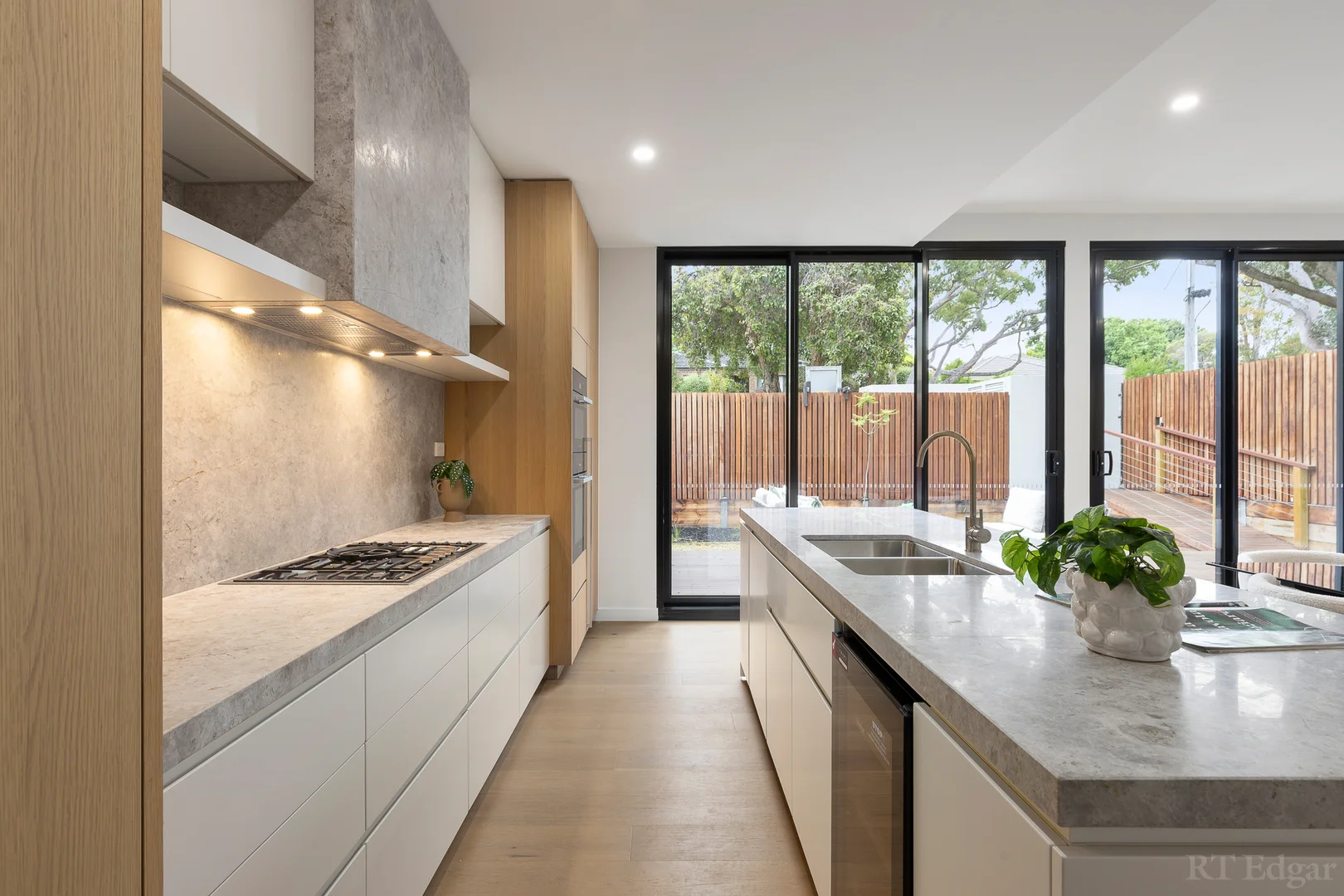 Additional image 6 of 1/7 Iramoo Street, Balwyn VIC 3103