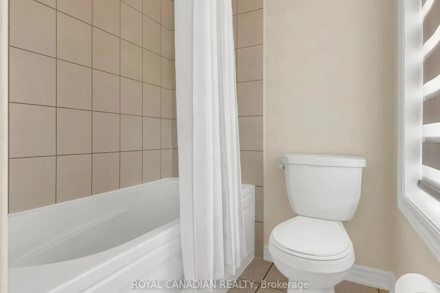 Additional image 17 of 84 Rainbow Drive