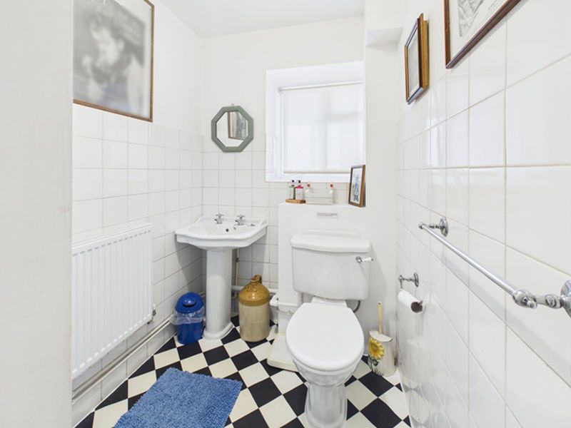 Additional image 5 of 4 bed detached house to rentNantgaredig, Carmarthen SA32