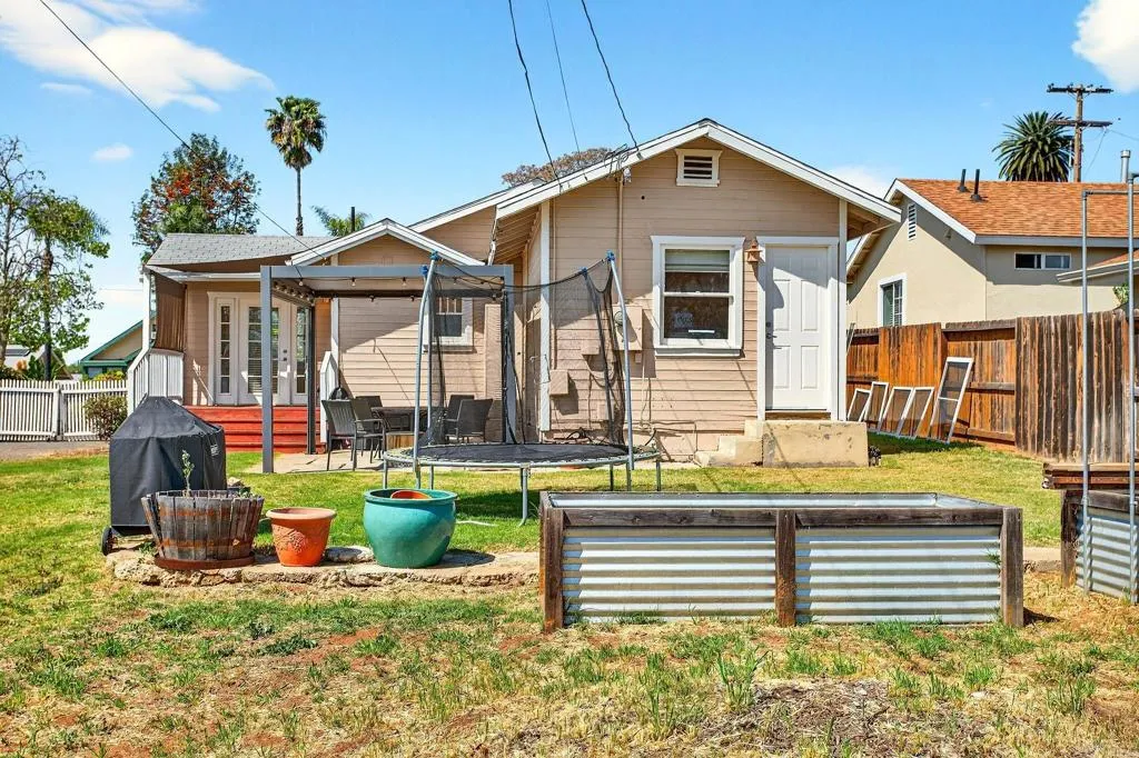 Additional image 11 of 211 W 9th Ave, Escondido, CA 92025