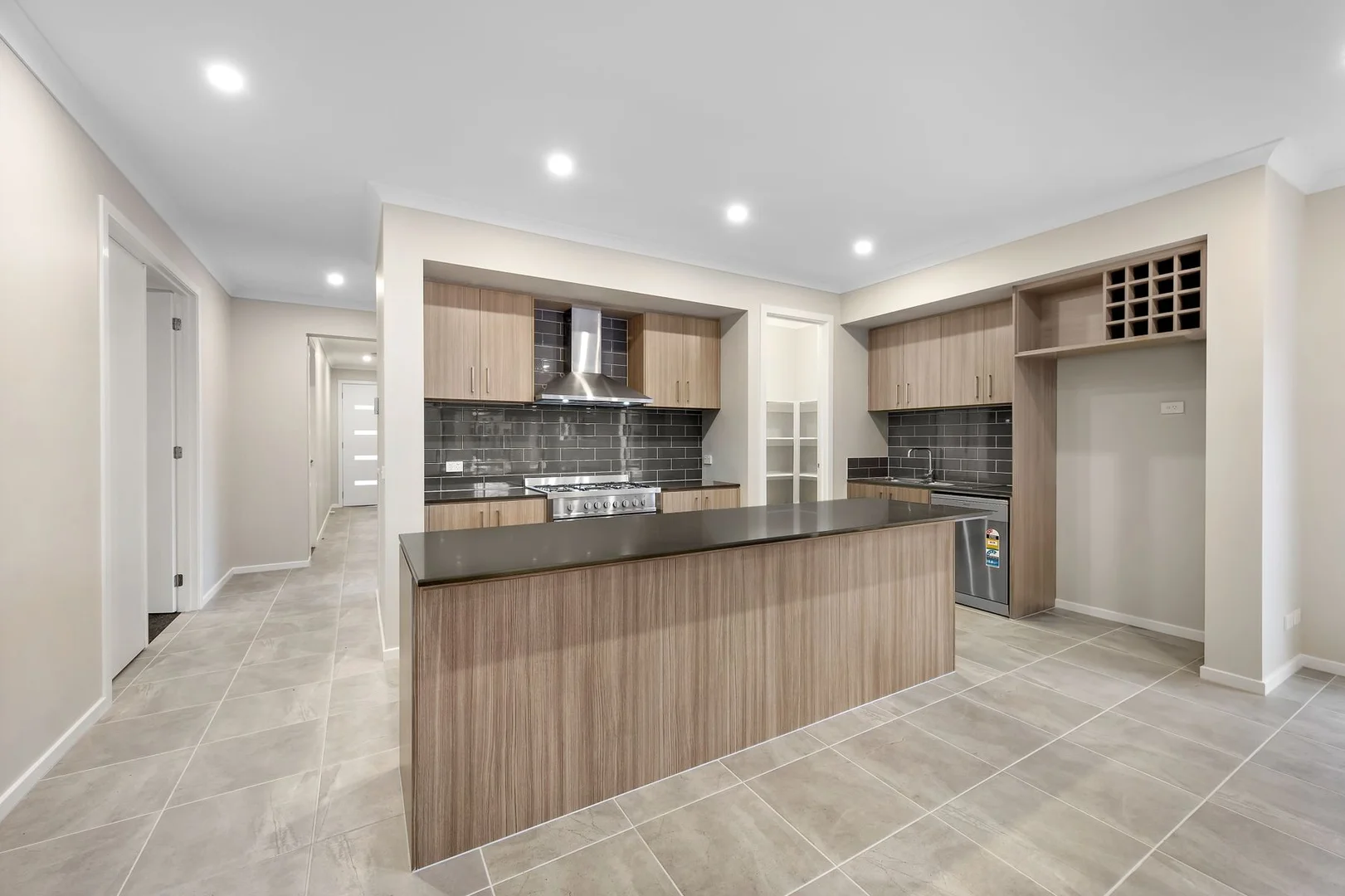 Additional image 3 of 35 Emilia Circuit, Fraser Rise VIC 3336