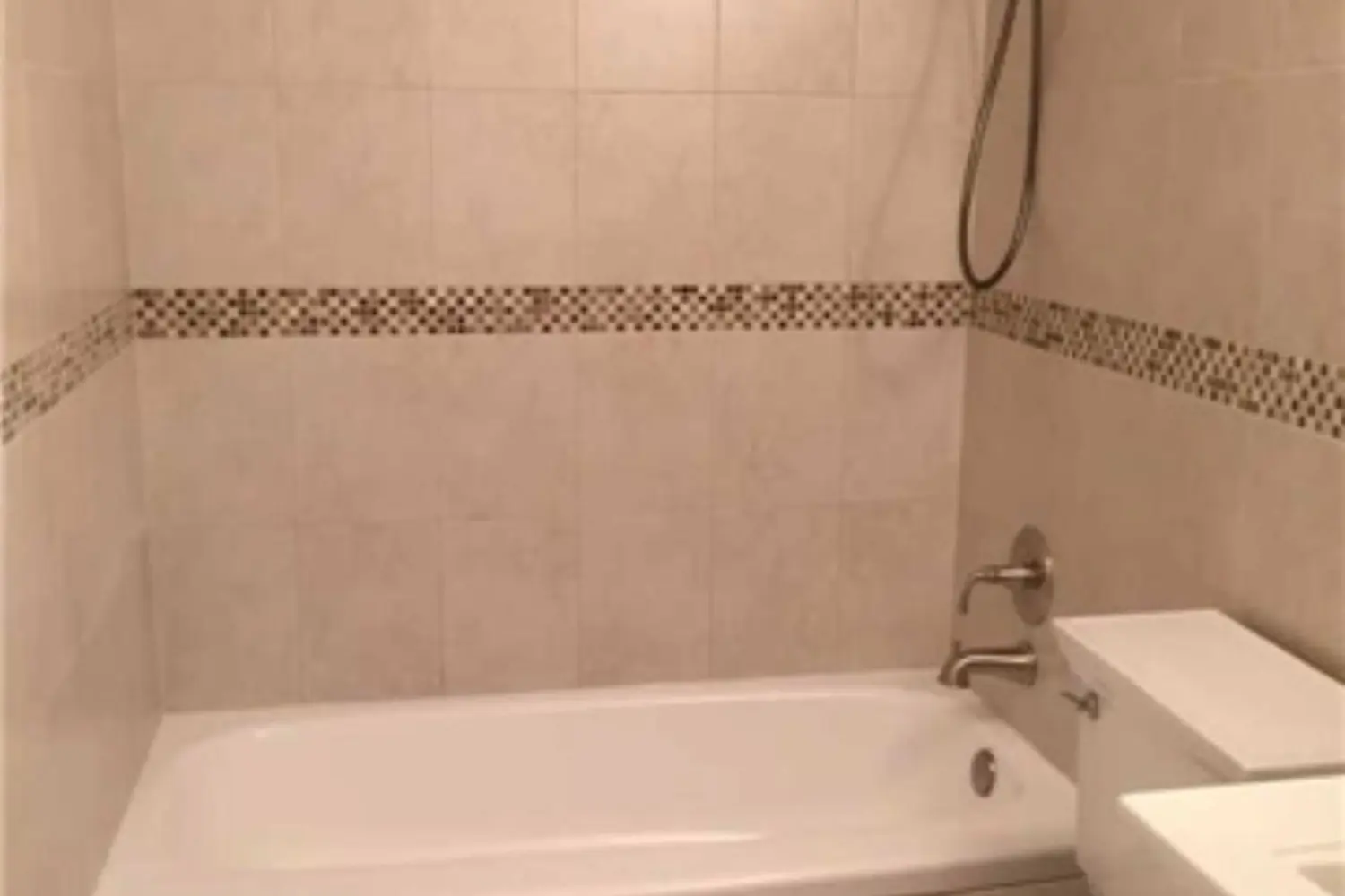 Additional image 6 of 205 Hilda Avenue 806