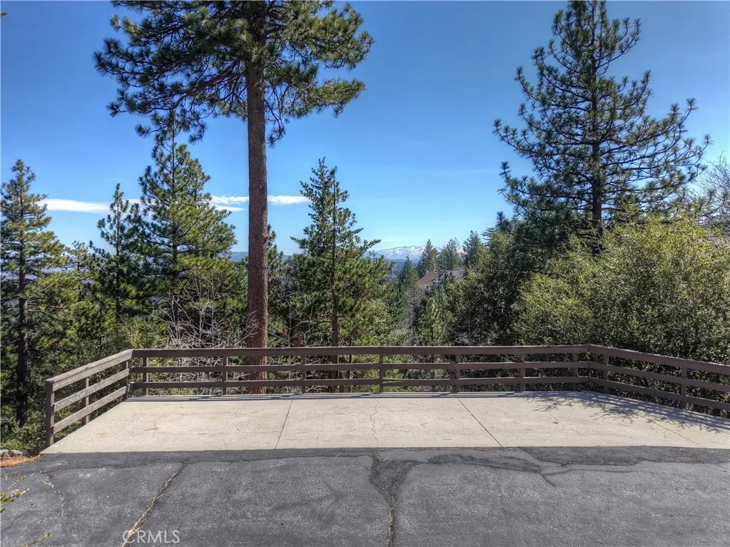 Additional image 132 of 26071 Walnut Hills Dr, Lake Arrowhead, CA 92352