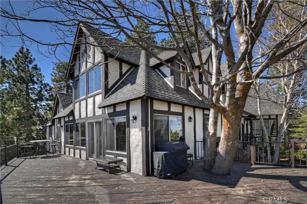 Additional image 123 of 26071 Walnut Hills Dr, Lake Arrowhead, CA 92352