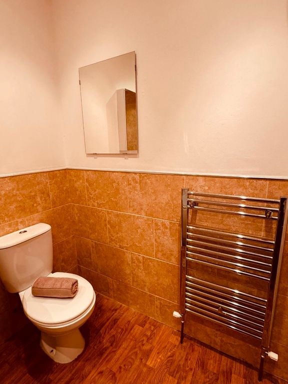 Additional image 13 of 2 bed flat to rentPark Avenue, Whitley Bay NE26