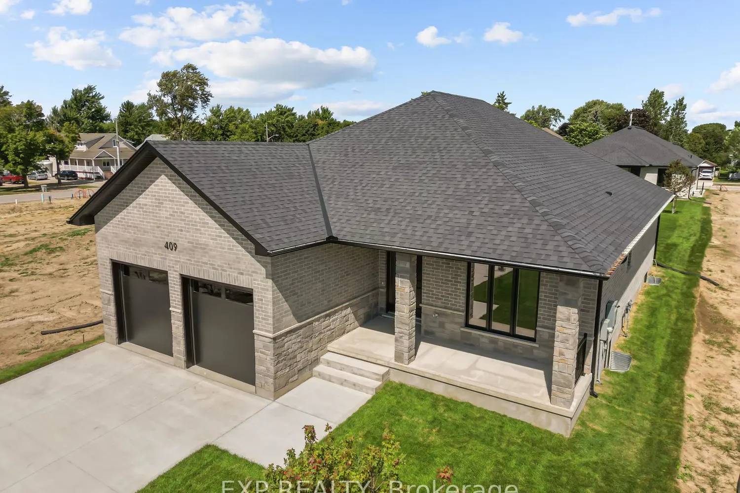 Additional image 2 of 421 Ontario Street