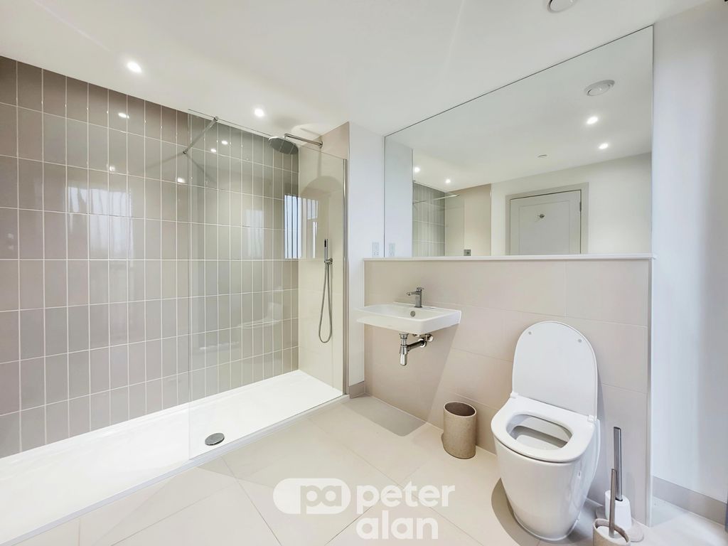 Additional image 8 of 3 bed property to rentRest Bay, Porthcawl CF36