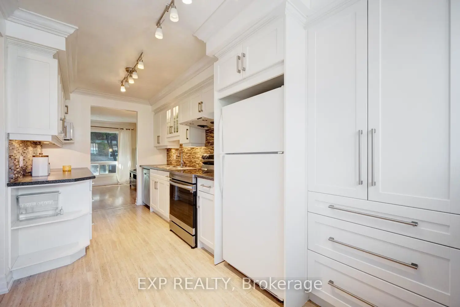 Additional image 4 of 915 Inverhouse Drive Unit 42