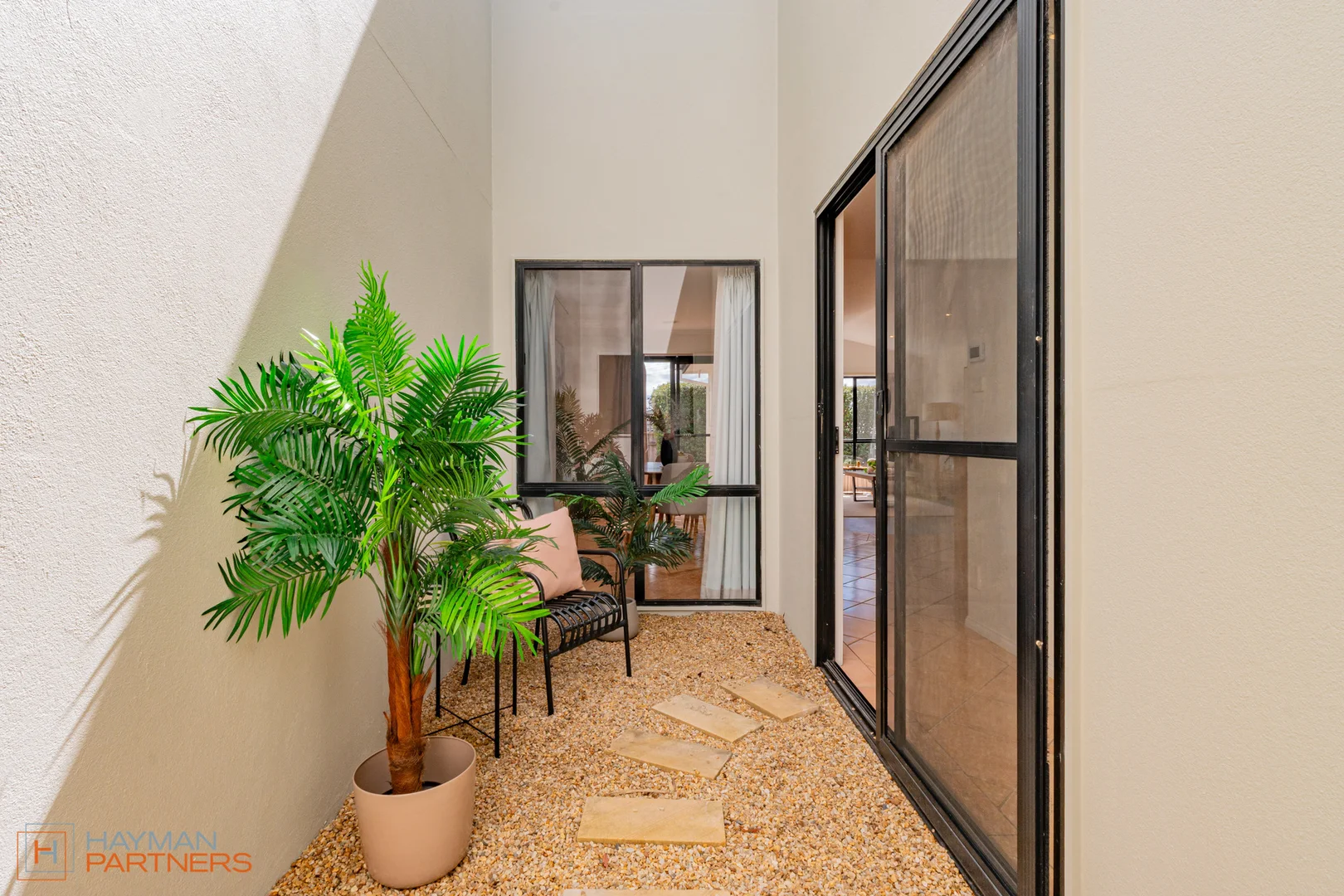 Additional image 16 of 33B Jerrabomberra Avenue, Narrabundah ACT 2604