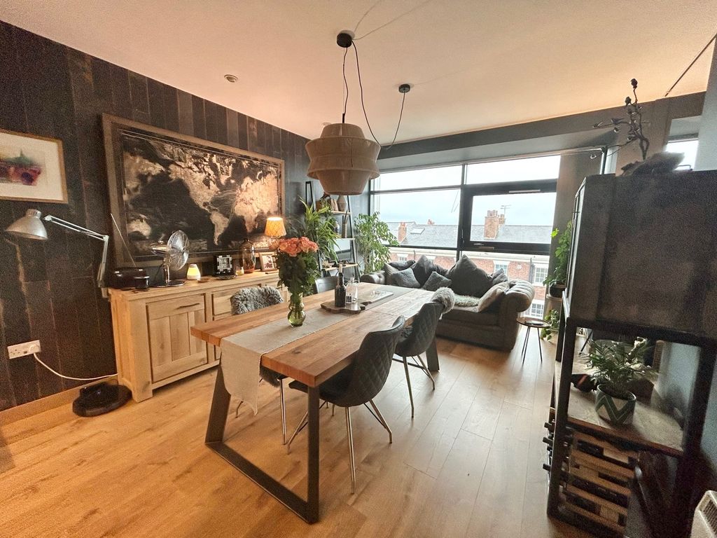 Additional image 7 of 2 bed flat to rentWeaver Street, Chester CH1
