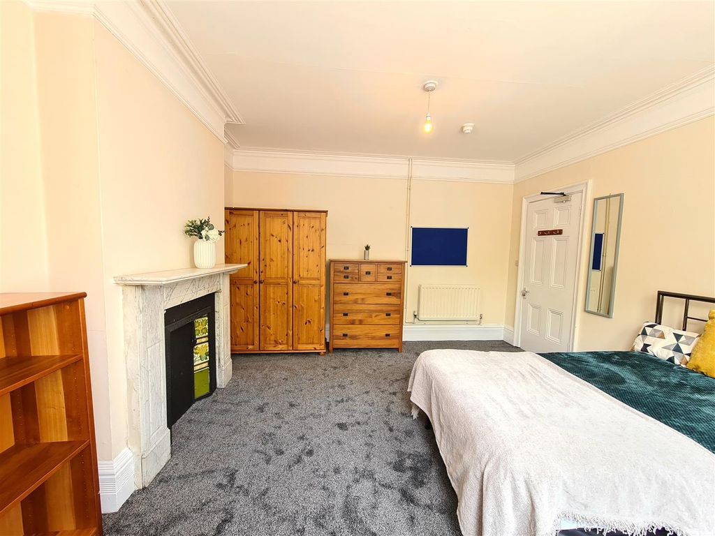 9 bed shared accommodation to rent136 Tenison Road, Cambridge CB1 photo 4