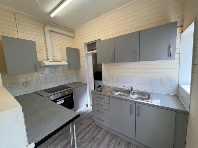 Additional image 6 of 7 bed semi-detached house to rentBalmoral Road, Bristol BS7