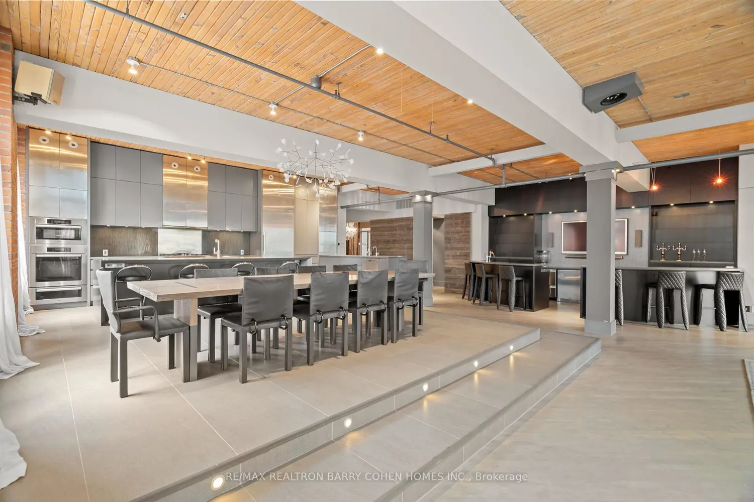 Additional image 6 of 468 Wellington Street 300