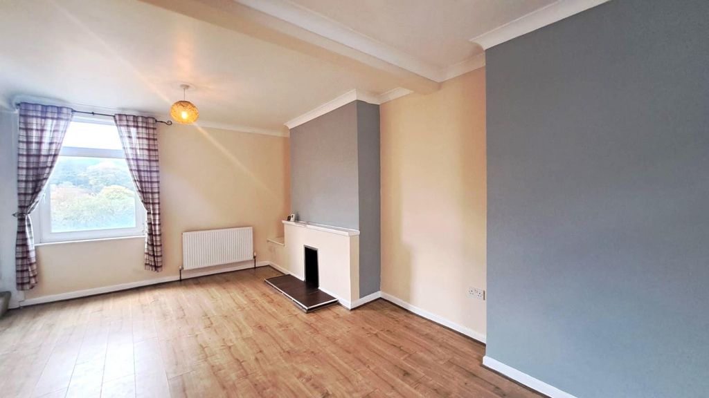 Additional image 4 of 3 bed terraced house to rentRectory Road, Crumlin, Newport NP11