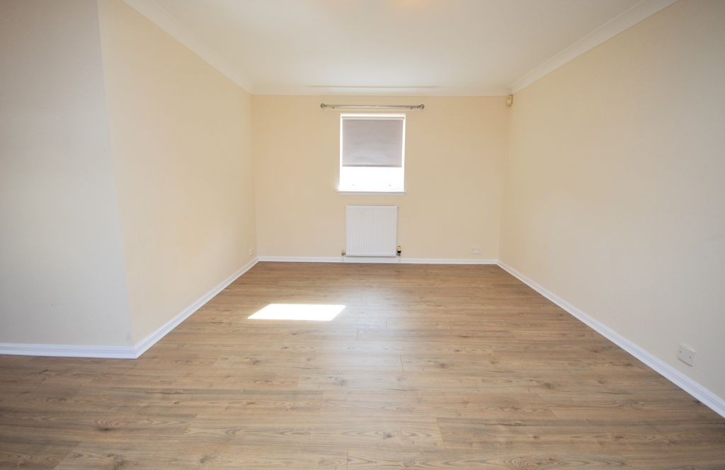 Additional image 3 of 2 bed flat to rentMeadow Rise, Newton Mearns G77