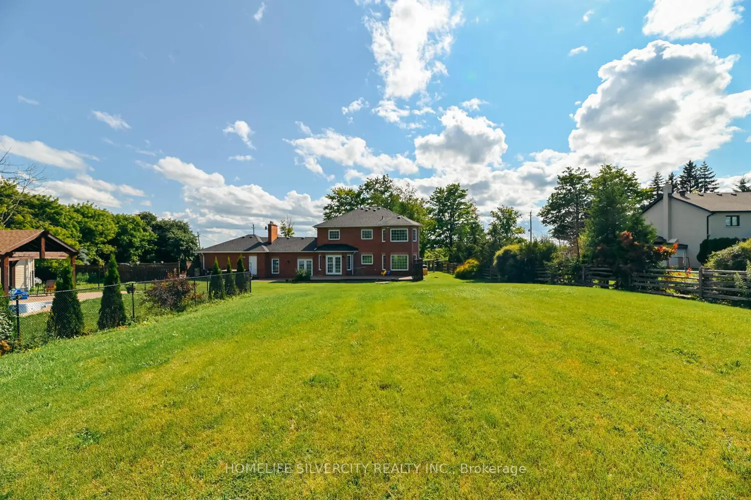 Additional image 18 of 18805 Willoghby Road