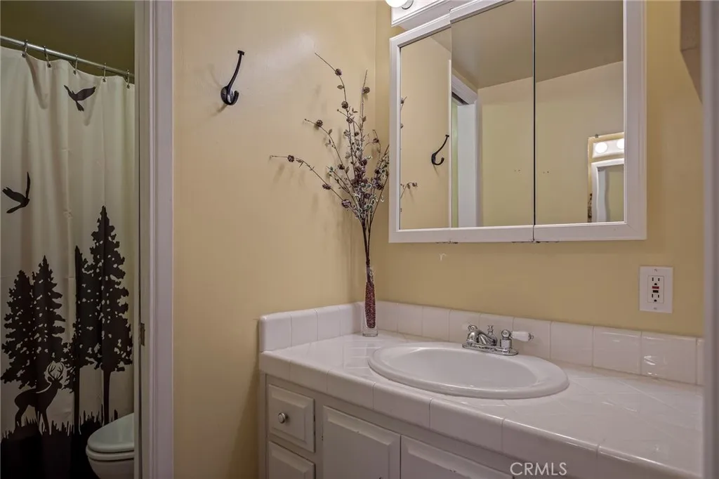 Additional image 44 of 831 Nadelhorn Dr, Lake Arrowhead, CA 92352