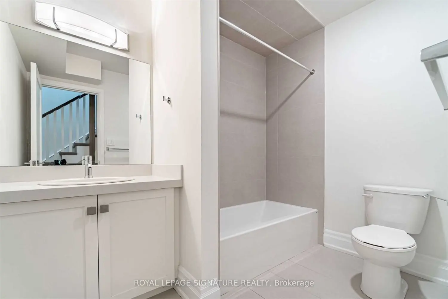 Additional image 12 of 760 Lakeshore Road 202