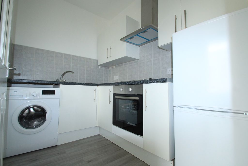 Additional image 3 of 1 bed flat to rentTownhead Street, Hamilton ML3