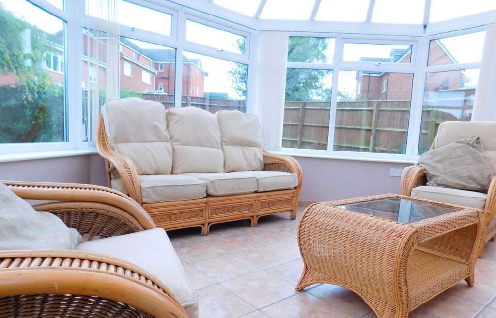 Additional image 5 of 6 bed detached house to rentStudents, Galingale View, Keele, Newcastle Under Lyme ST5