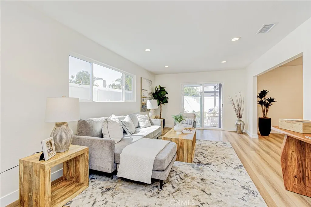 Additional image 32 of 2433 Littleton Pl, Costa Mesa, CA 92626