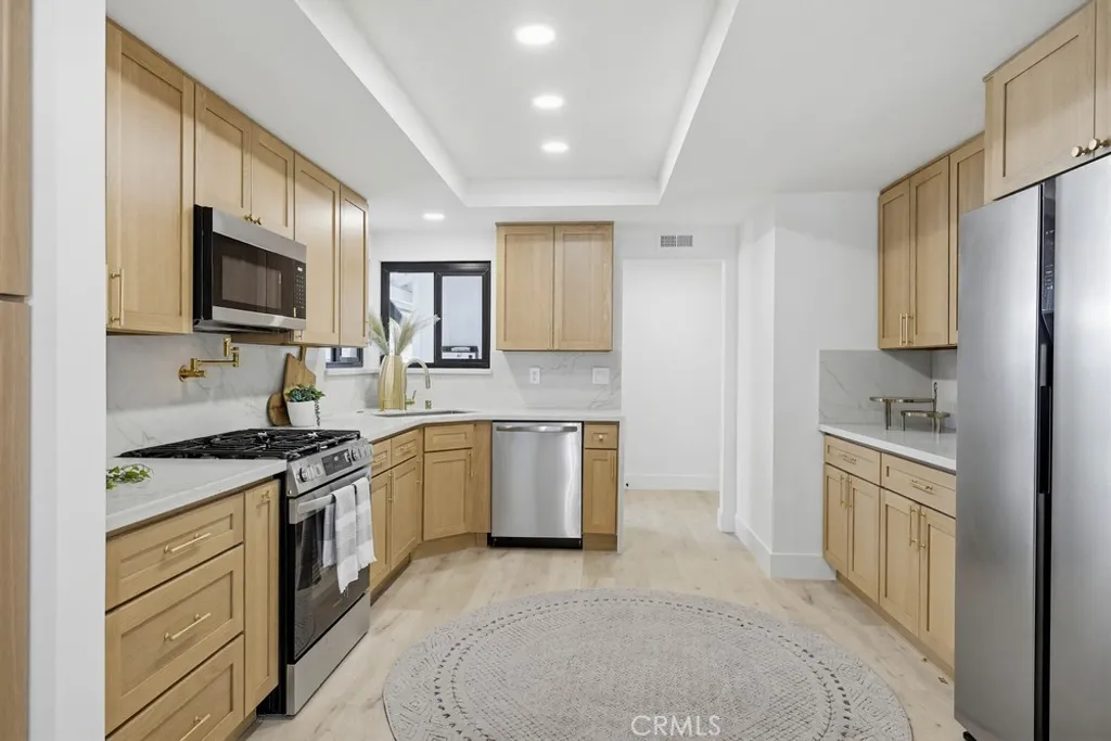 Additional image 4 of 410 W Crystal View Ave, Orange, CA 92865