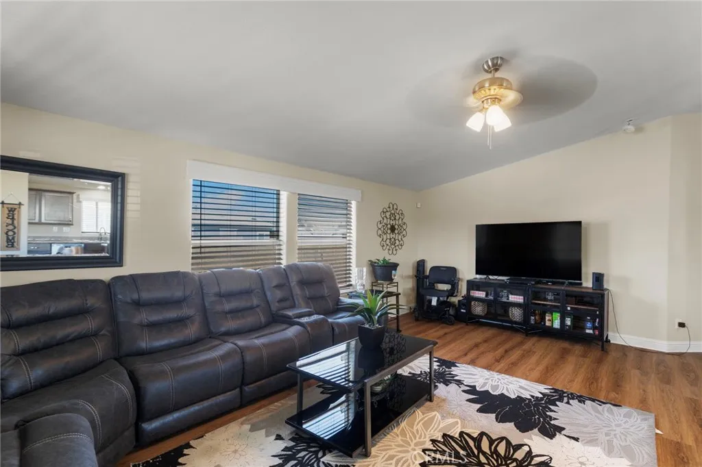 Additional image 12 of 22241 Nisqually Rd Unit 103, Apple Valley, CA 92308