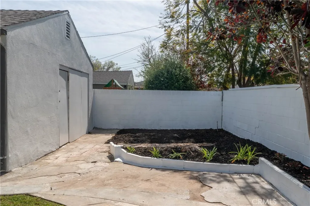 Additional image 97 of 6119 Blackthorne Avenue, Lakewood, CA 90712