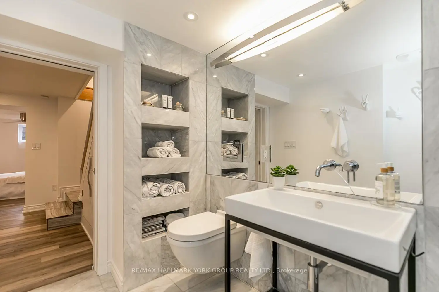 Additional image 17 of 78 Wells Street