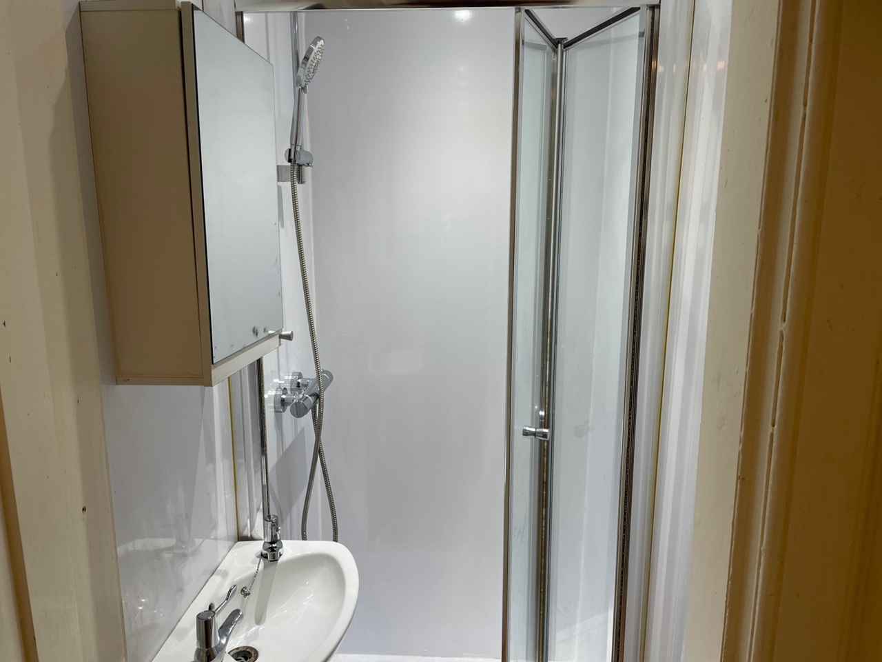 Additional image 13 of 1 Bed Flat, Downfield Place, EH11, N1 7GU