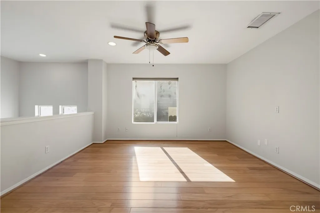 Additional image 14 of 26806 Serrano Place, Canyon Country, CA 91351