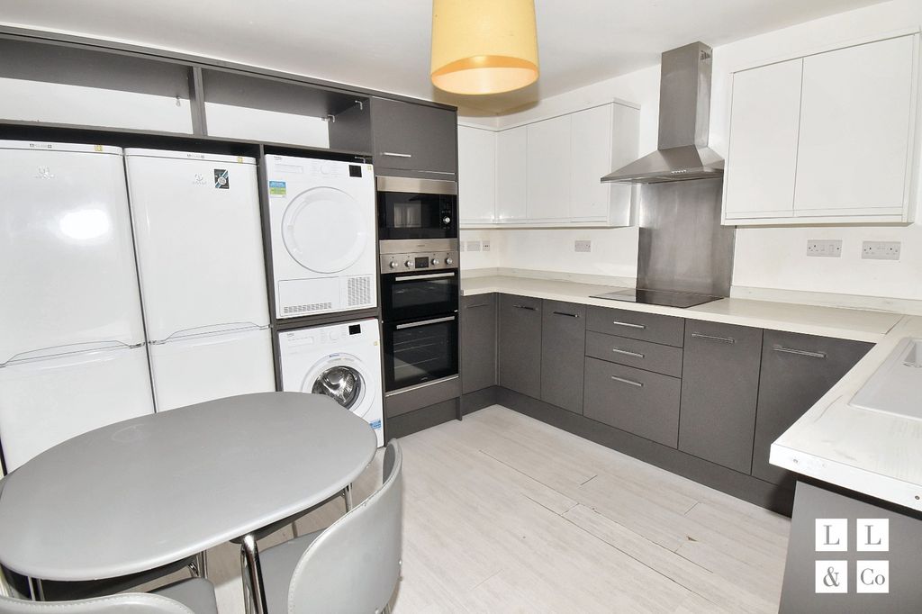 6 bed terraced house to rentNew Windsor Terrace, Falmouth TR11