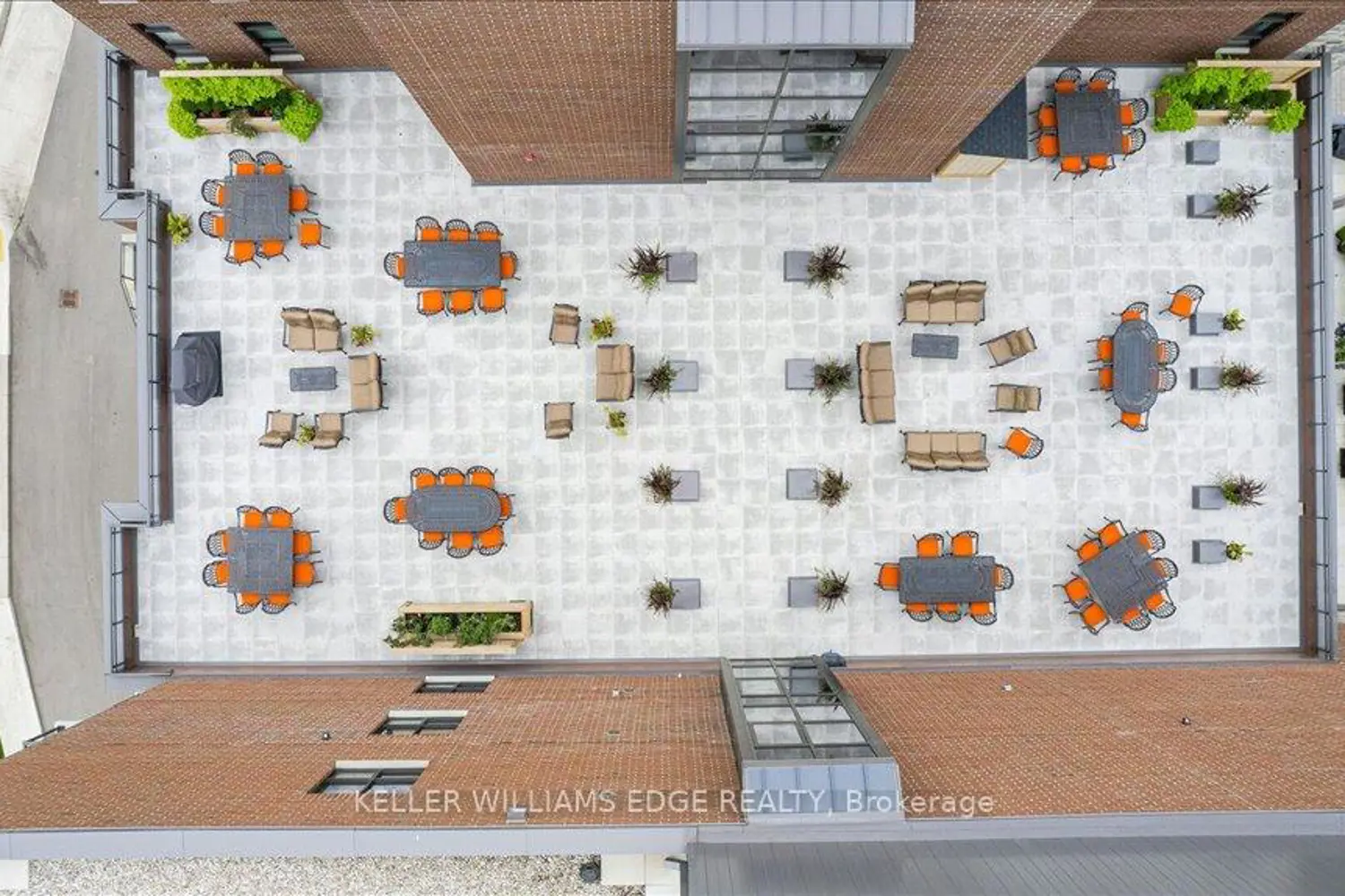 Additional image 20 of 3290 New Street 607