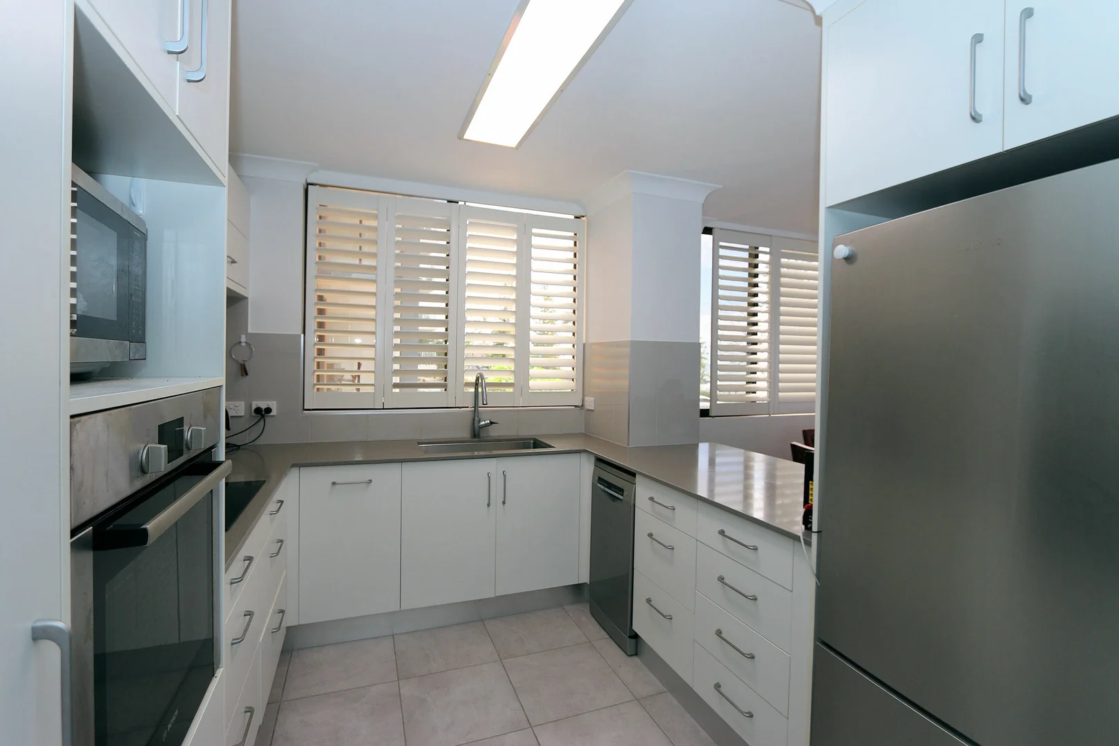 Additional image 8 of Unit 2/2/43 ESPLANADE St, Bargara QLD 4670