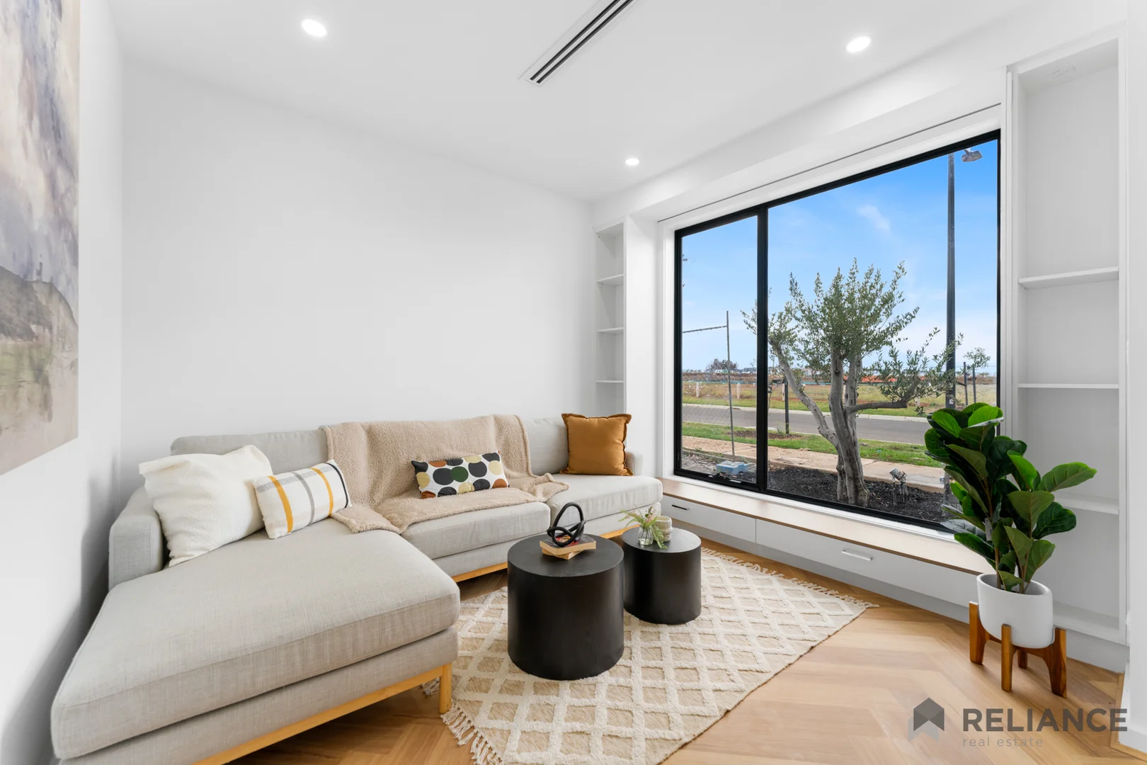 Additional image 5 of 24 Thyme Crescent, Fraser Rise VIC 3336