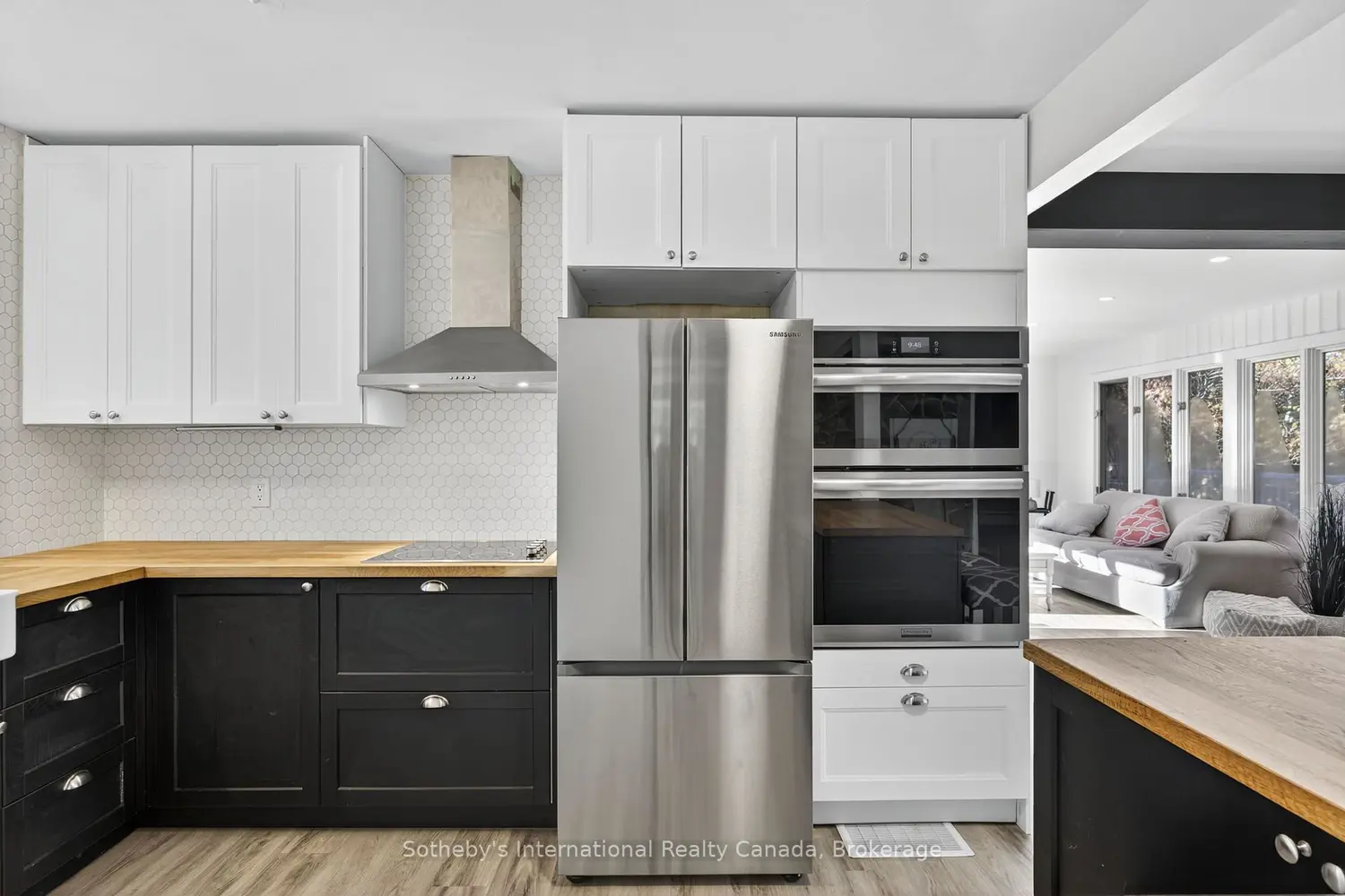 Additional image 4 of 37 Brown's Lake Road