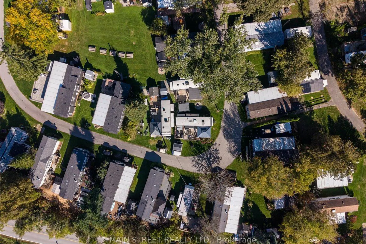 Additional image 4 of 15 Hawaiian Circle