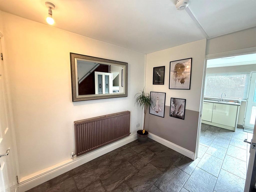 Additional image 5 of 3 bed property to rentPoplar Road, Croesyceiliog, Cwmbran NP44