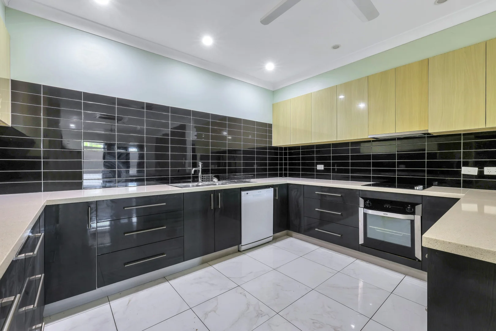 Additional image 20 of 30 Orchard Road, Coconut Grove NT 0810