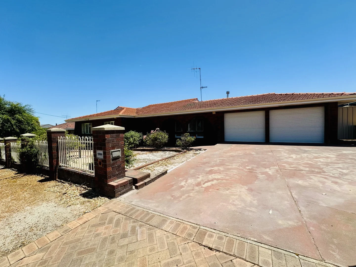 35 Braeside Road, Katanning WA 6317