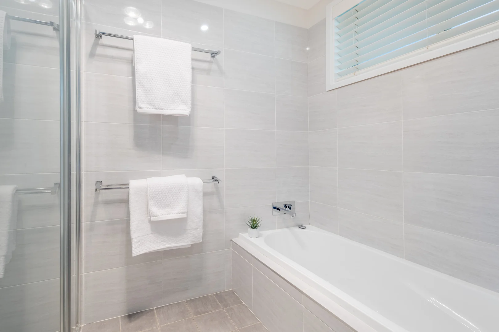 Additional image 18 of 22 Farnham Avenue, Wentworth Falls NSW 2782