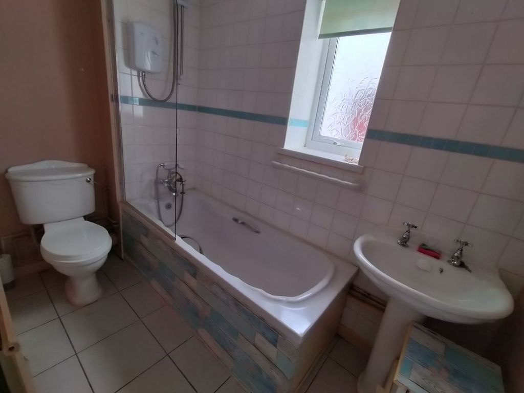 Additional image 9 of 2 bed flat to rentSt. Oswalds Close, Sebastopol, Pontypool NP4