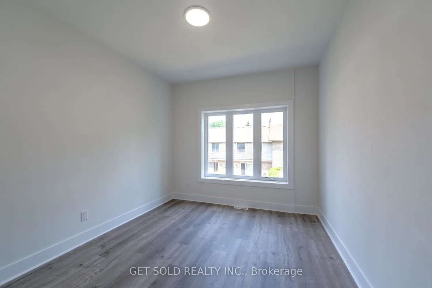 Additional image 12 of 6701 Thorold Stone Road 3