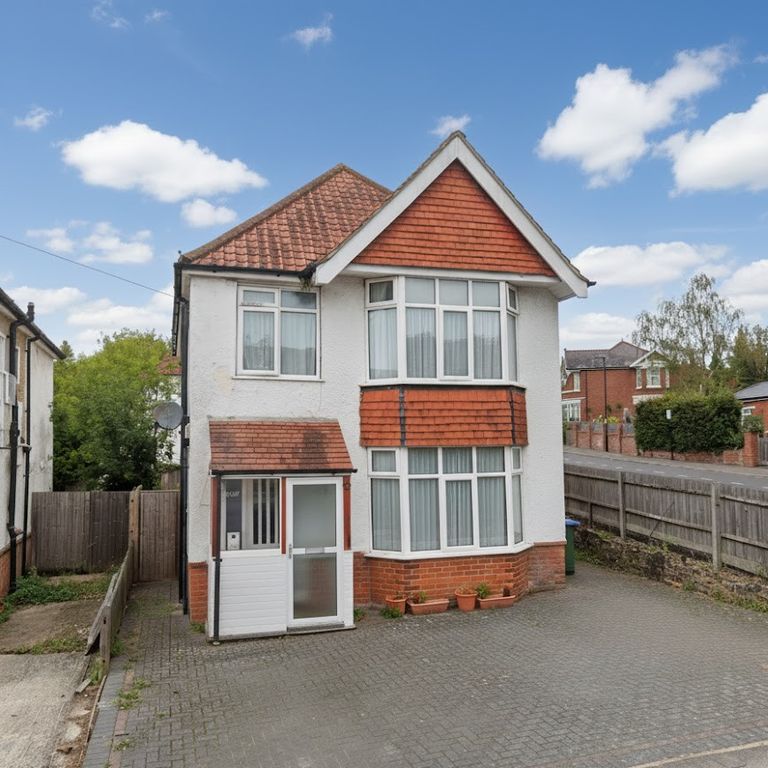 6 bed property to rentShaftesbury Avenue, Southampton SO17