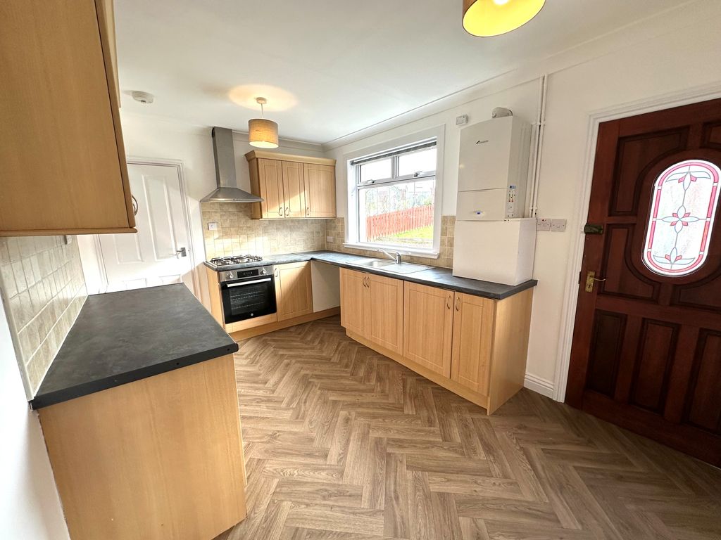 Additional image 5 of 3 bed semi-detached house to rentWindsor Avenue, Falkirk FK1